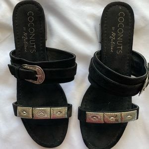 Coconuts slip on sandals